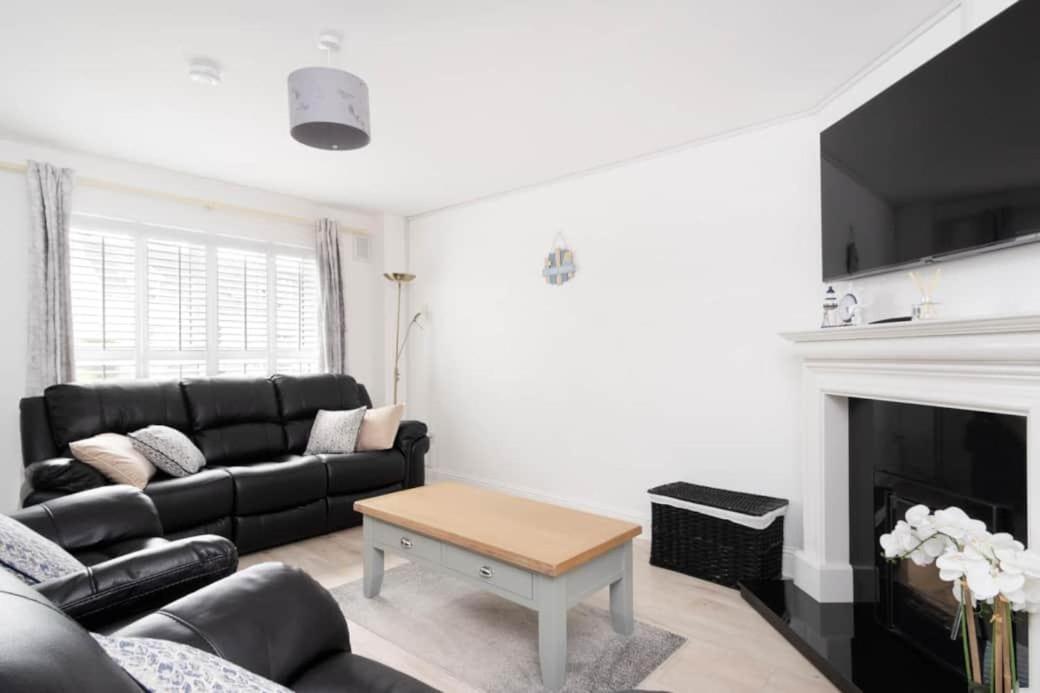 Modern Newly Refurbished House 10 Minute Walk From Lahinch Exterior foto